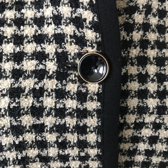 Jacket - Picture 4 of 15